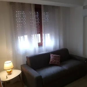 Myrema House - Near Fontanarossa Airport Catane